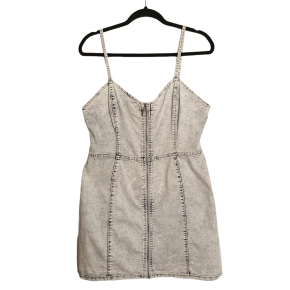 Denim Co Dresses & Skirts - DENIM CO Blue Acid Wash Print Zipper Front Sleeveless Denim Mini Dress 8 Medium